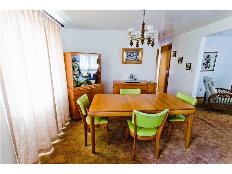 167 Clinton Street McKees Rocks, PA 15136 - Photo 5 of 11 Dining Room.