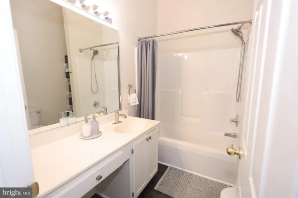 $2,800 | 1424 Falcon Nest Court, Arnold, MD 21012