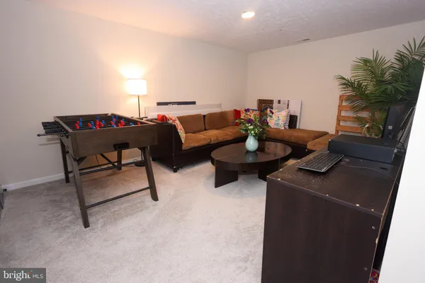 $2,800 | 1424 Falcon Nest Court, Arnold, MD 21012