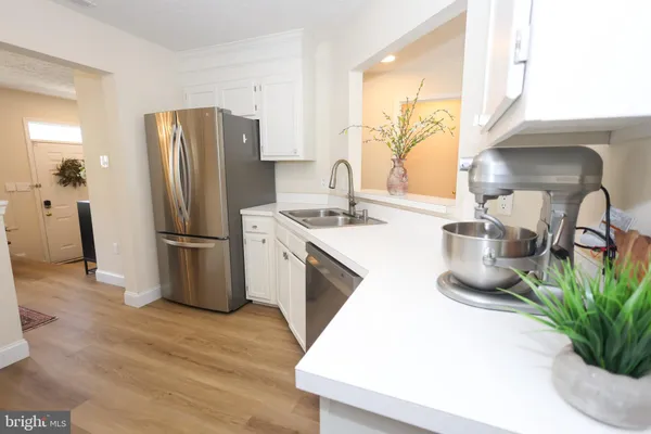 $2,800 | 1424 Falcon Nest Court, Arnold, MD 21012