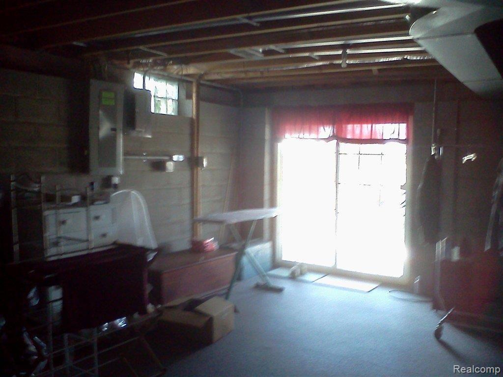 7424 Newark Road Imlay City, MI 48444 - Photo 9 of 14 0220121144.jpg