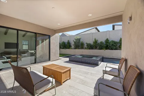 $965,000 | 713 East Kachina Trail, Phoenix, AZ 85042