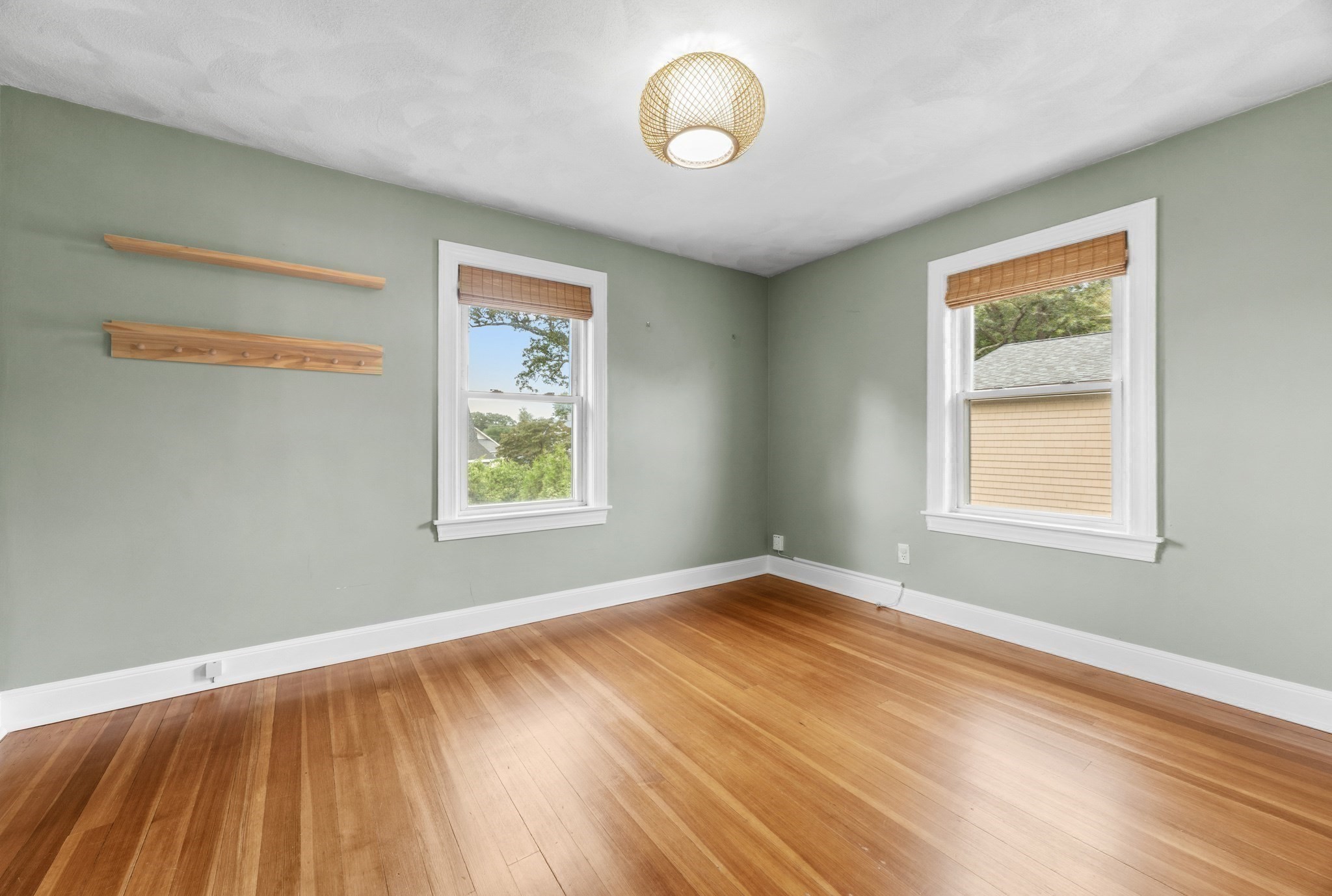 61 Edgemont Road Braintree, MA 02184 - Photo 25 of 39 Gallery Image 25
