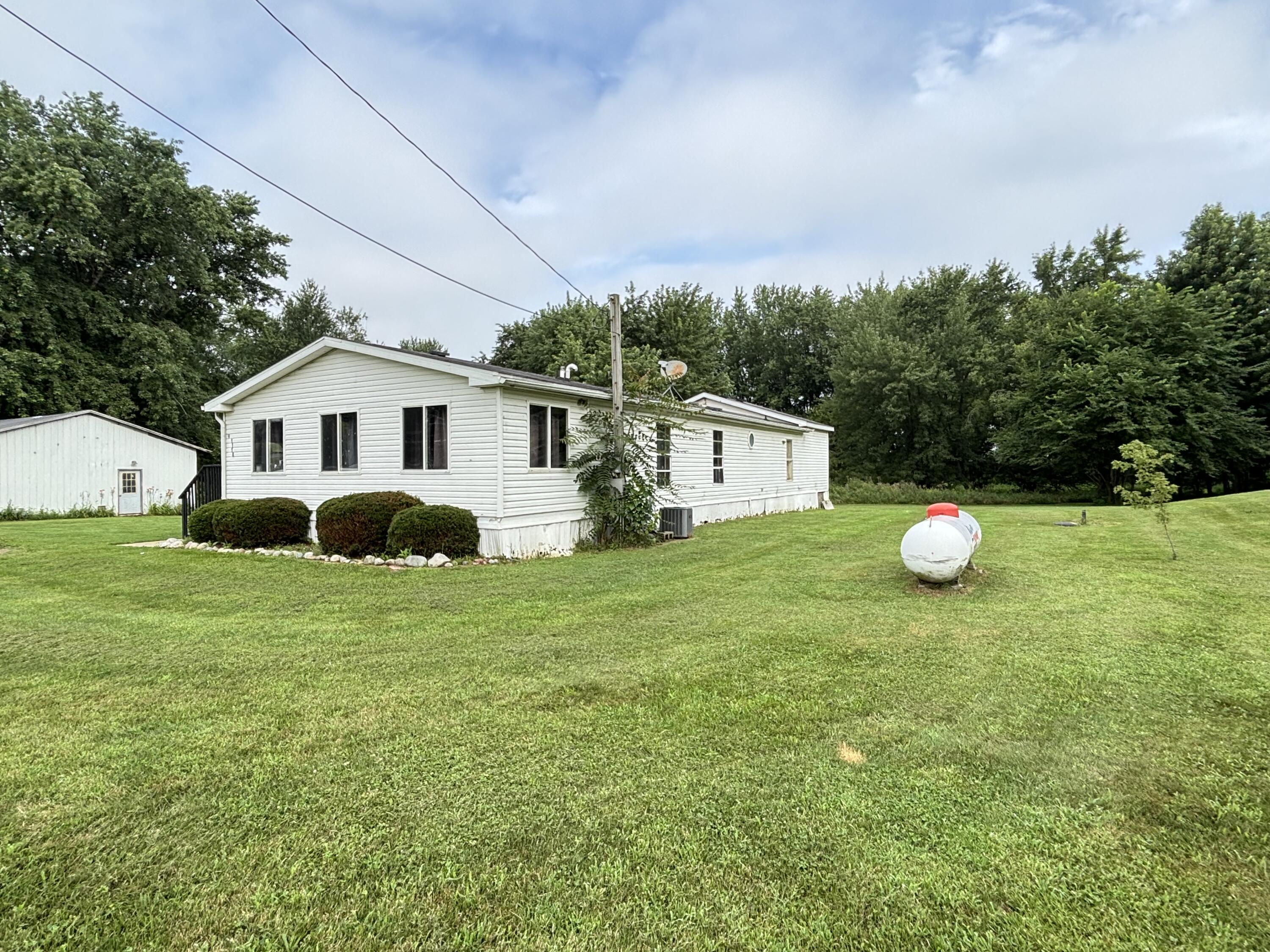 1118 East Chicago Road Quincy, MI 49082 - Photo 22 of 24 Photo Jul 28 2025, 9 36 19 AM
