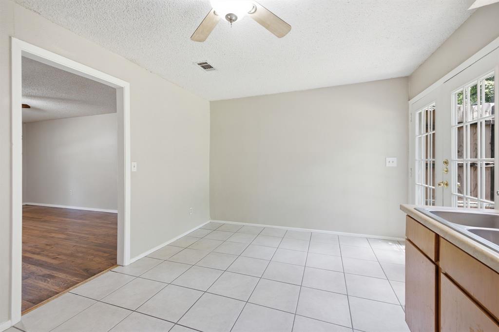 308 North Roe Street, Unit B White Settlement, TX 76108 - Photo 12 of 20