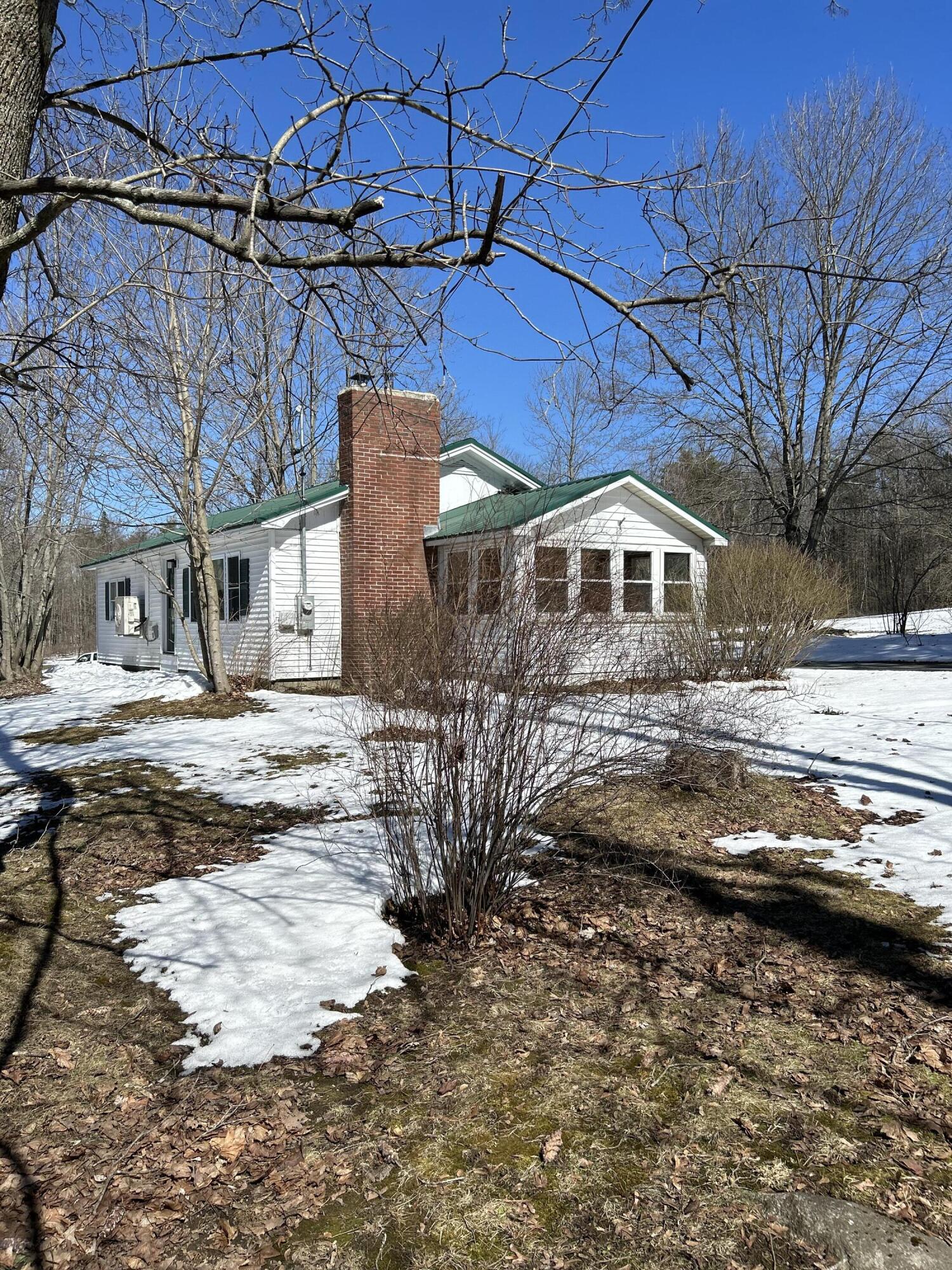 12 Albion Road Waterville, ME 04901 - Photo 2 of 20 IMG_6324