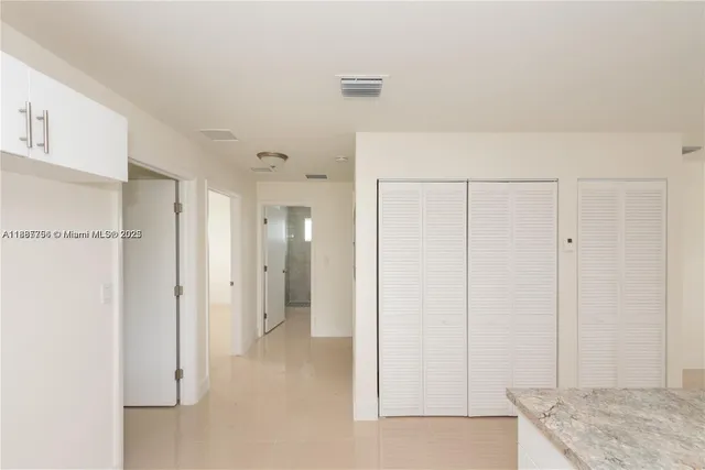 $2,700 | Gladeview, Miami, FL 33147