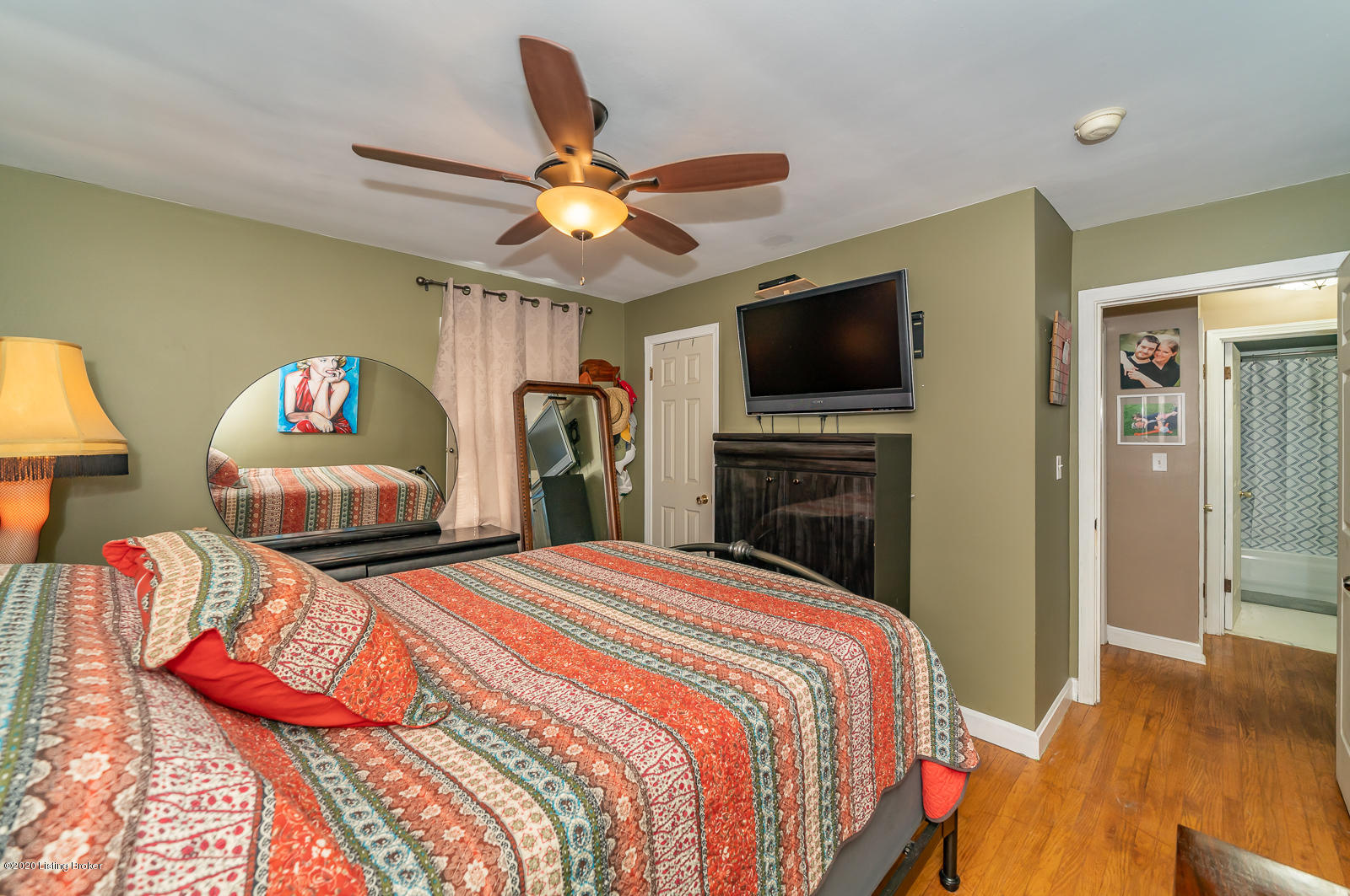 8300 Walker Road Louisville, KY 40258 - Photo 17 of 33 8300 Walker Rd L-17
