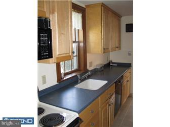 2747 Harmil Road Broomall, PA 19008 - Photo 5 of 12 Kitchen