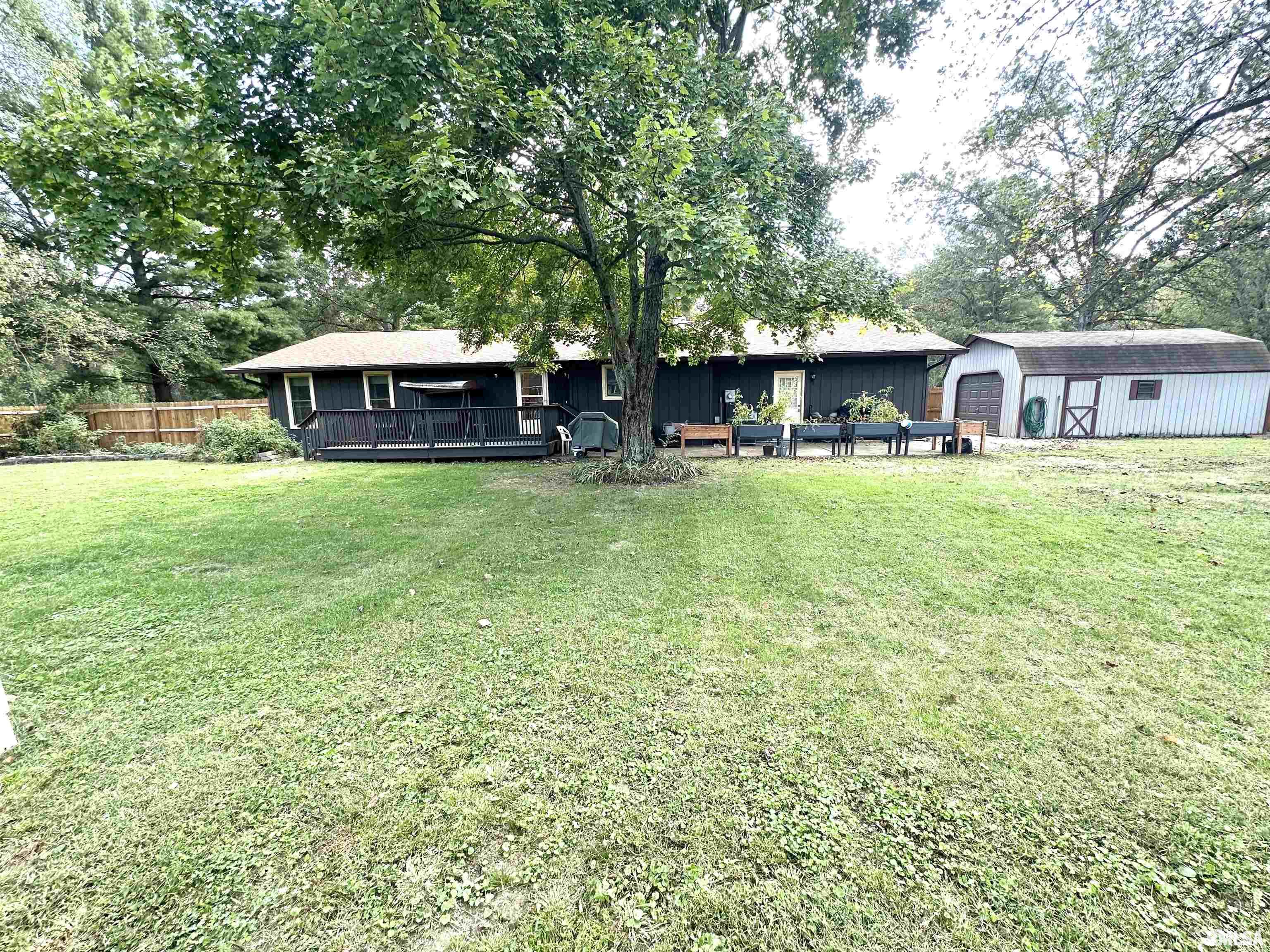 1629 Green Street Road Centralia, IL 62801 - Photo 11 of 14