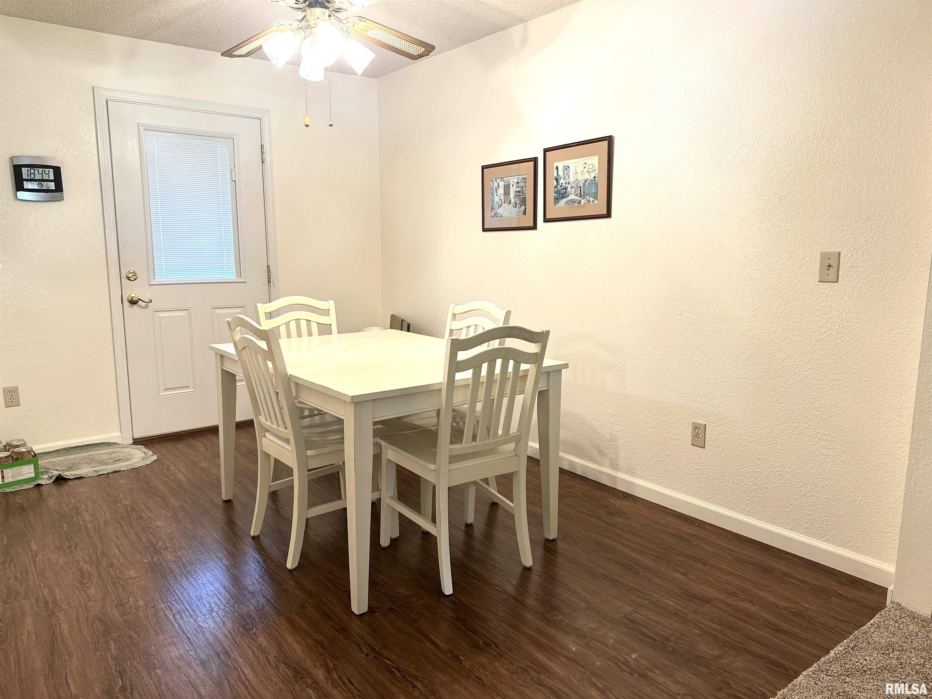 1629 Green Street Road Centralia, IL 62801 - Photo 5 of 14