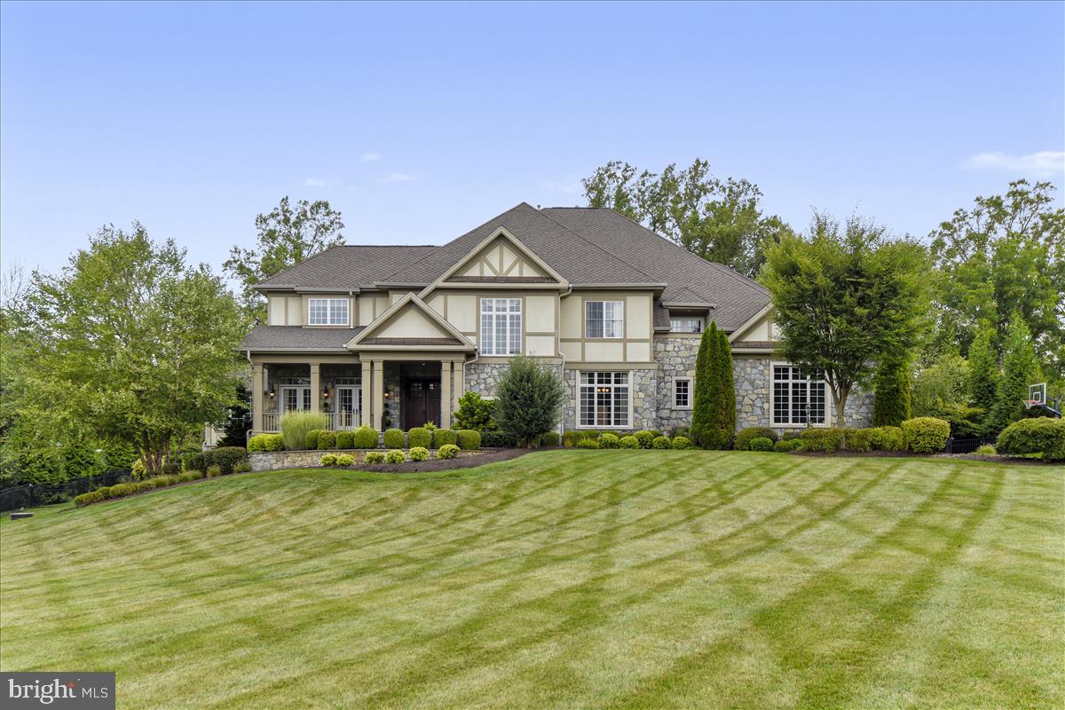 Absolutely Stunning Traditional on a Hill!
