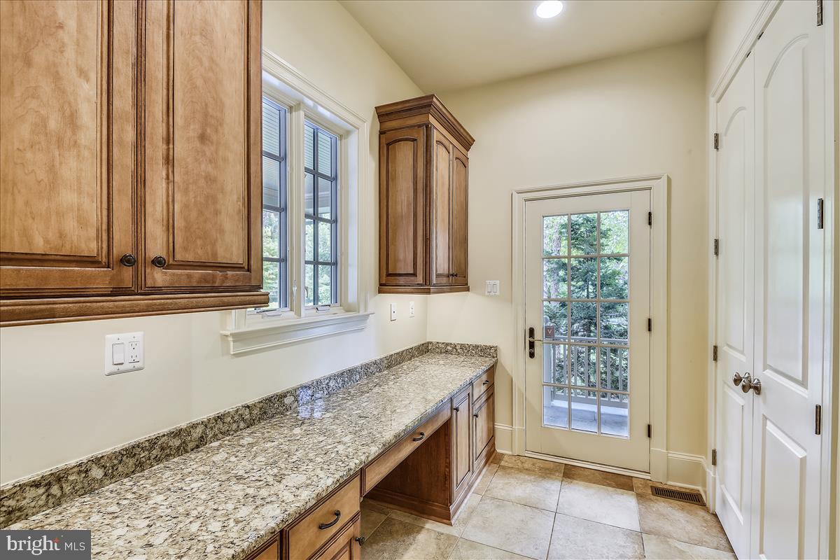 12056 Open Run Road Ellicott City, MD 21042 - Photo 22 of 114 Kitchen pantry with outside access