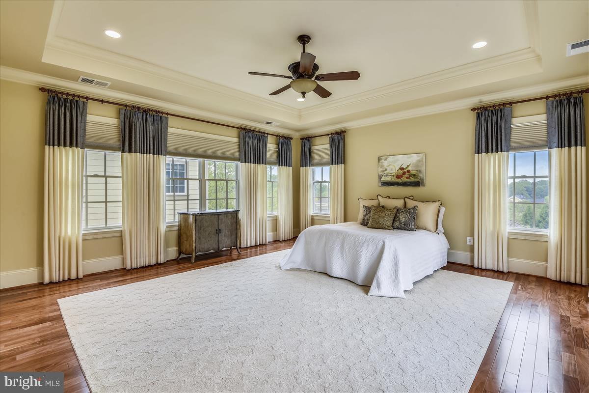 12056 Open Run Road Ellicott City, MD 21042 - Photo 43 of 114 Lovely windows surround the room