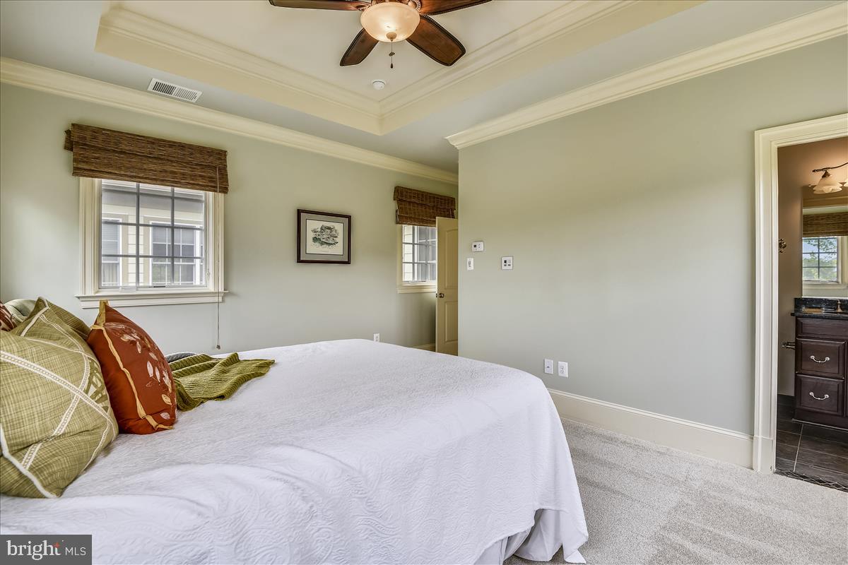 12056 Open Run Road Ellicott City, MD 21042 - Photo 61 of 114 Peek at the Bath from the 3rd bedroom