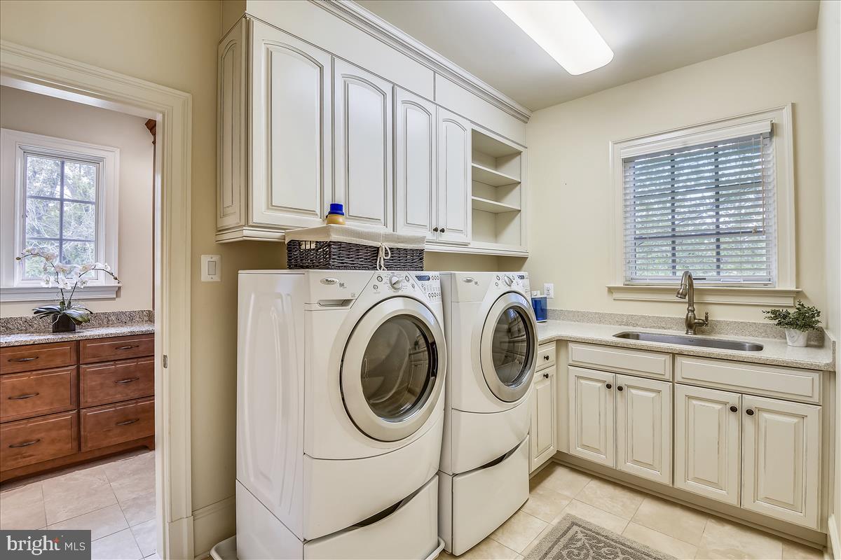 12056 Open Run Road Ellicott City, MD 21042 - Photo 94 of 114 Second Laundry Room on upper level