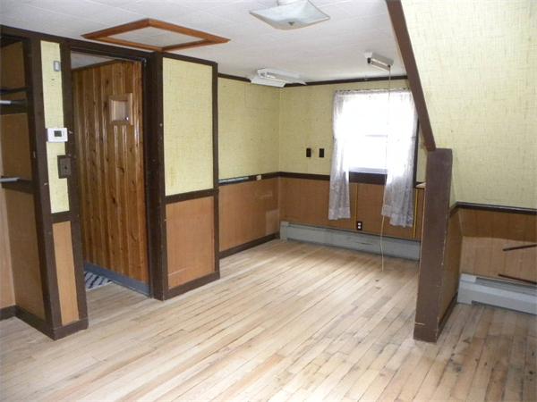 43 Warren Road Auburn, MA 01501 - Photo 13 of 30 Gallery Image 13