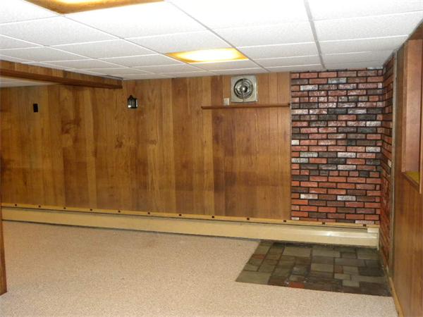 43 Warren Road Auburn, MA 01501 - Photo 17 of 30 Gallery Image 17
