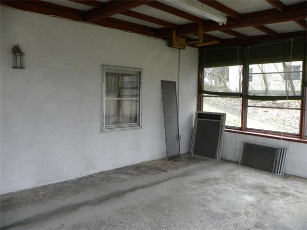 43 Warren Road Auburn, MA 01501 - Photo 18 of 30 Gallery Image 18