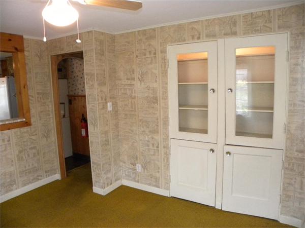 43 Warren Road Auburn, MA 01501 - Photo 6 of 30 Gallery Image 6