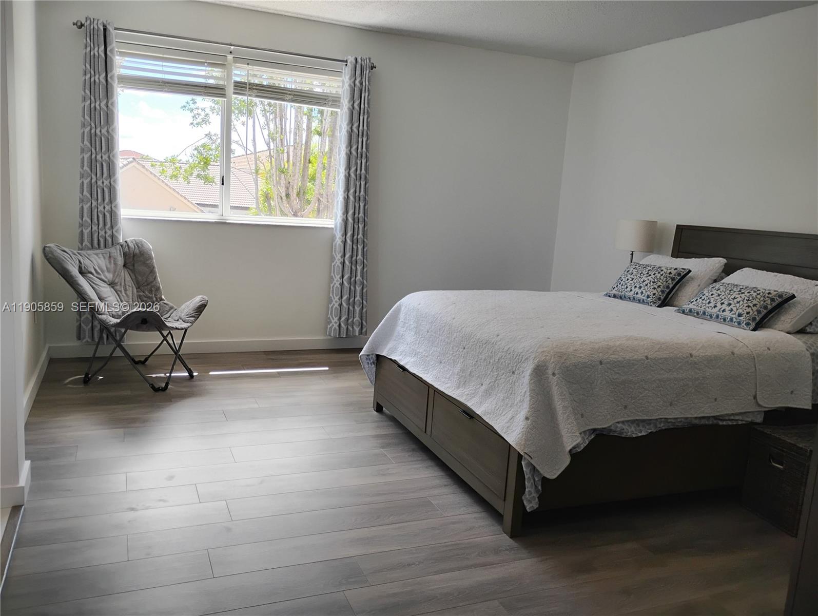 7515 Southwest 164th Court Miami, FL 33193 - Photo 15 of 25