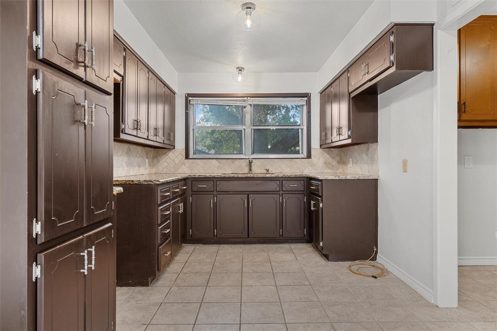 2624 Alvin Drive Waco, TX 76708 - Photo 20 of 26