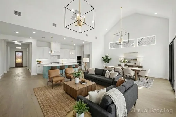 $829,990 | 4730 Hawthorn Hls Lane, Arlington, TX 76005
