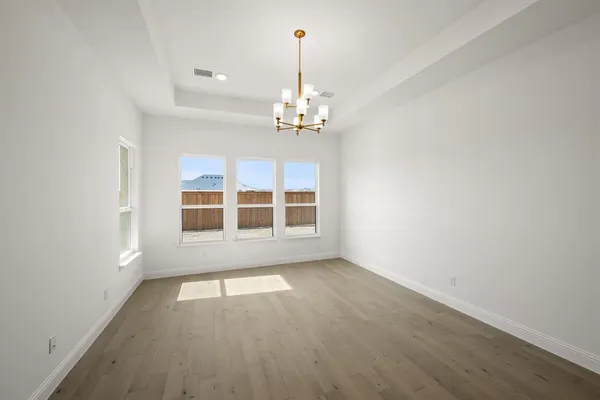 $829,990 | 4730 Hawthorn Hls Lane, Arlington, TX 76005