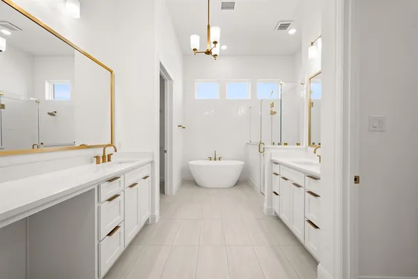 $829,990 | 4730 Hawthorn Hls Lane, Arlington, TX 76005