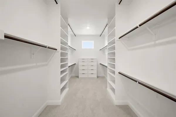 $829,990 | 4730 Hawthorn Hls Lane, Arlington, TX 76005