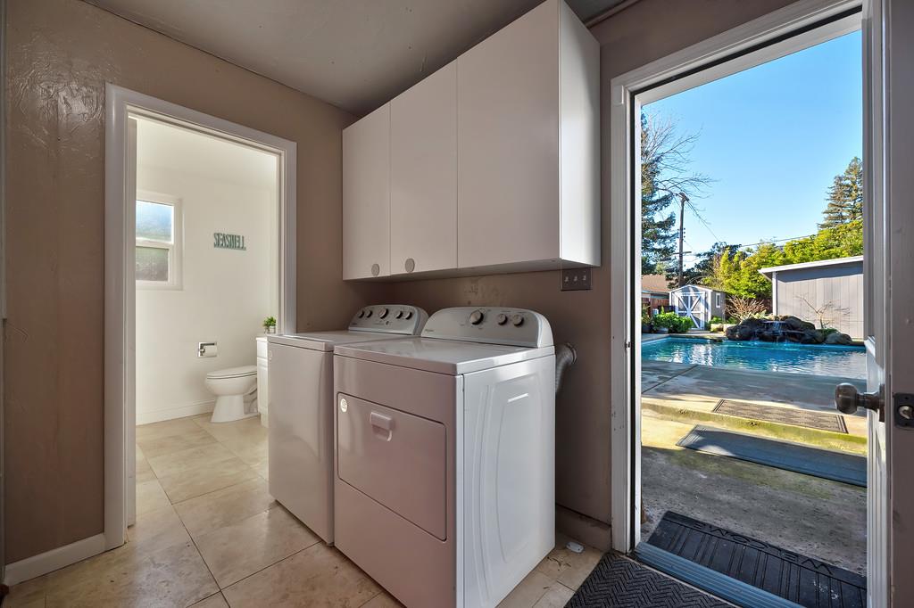 3129 Murchison Way Carmichael, CA 95608 - Photo 17 of 41 Laundry room and 1/2 bath