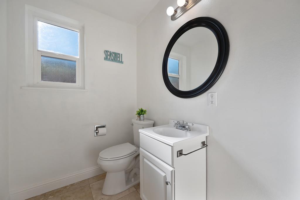 3129 Murchison Way Carmichael, CA 95608 - Photo 29 of 41 1/2 bath