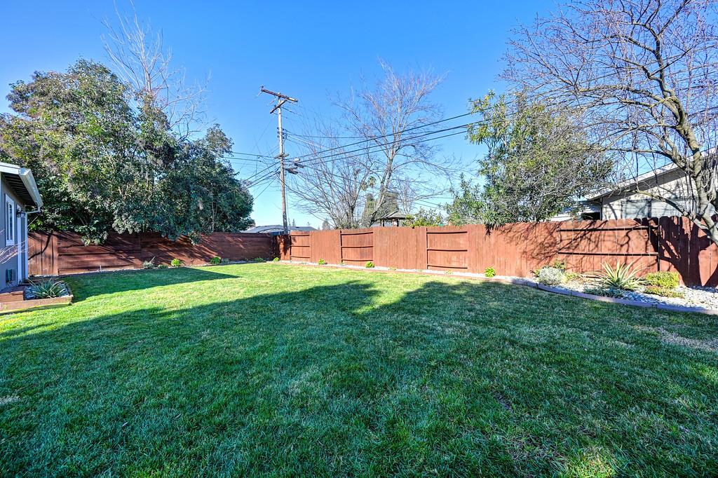 3129 Murchison Way Carmichael, CA 95608 - Photo 41 of 41 Backyard play area
