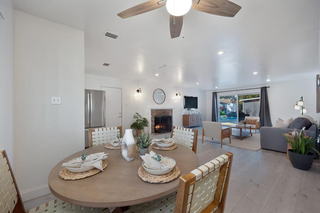 3129 Murchison Way Carmichael, CA 95608 - Photo 7 of 41 Dining area / Great room