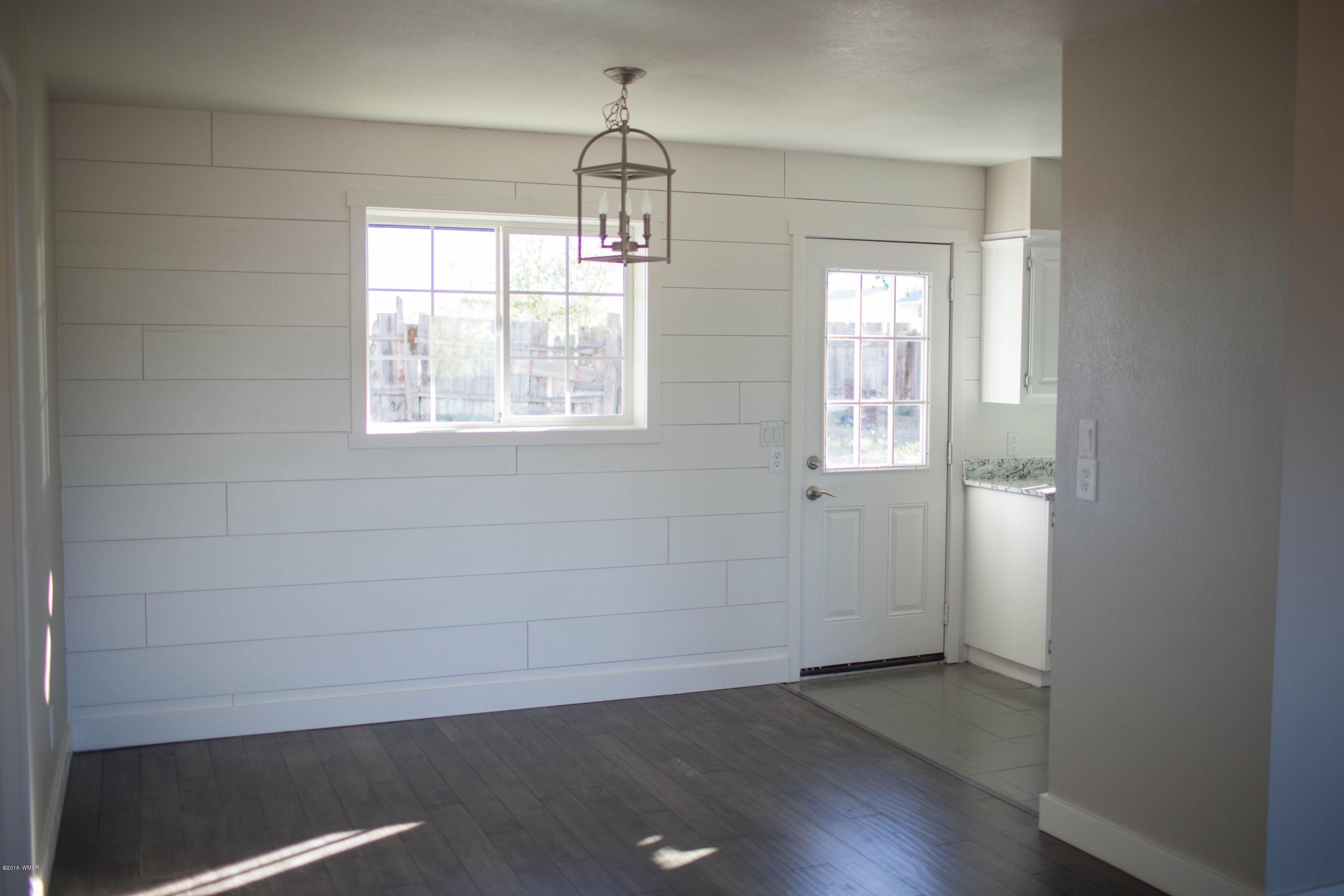 419 West 8th S Street Snowflake, AZ 85937 - Photo 5 of 35