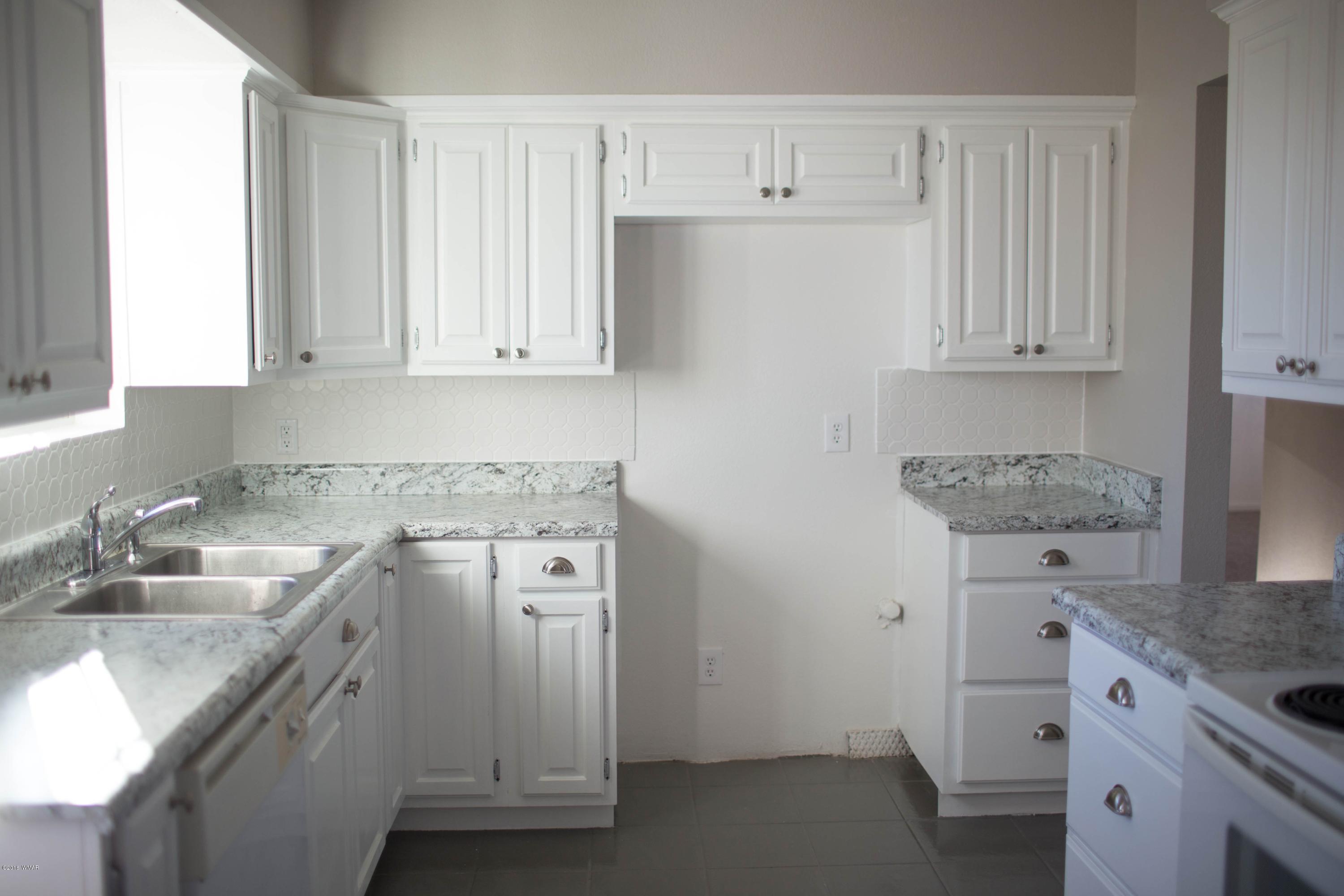419 West 8th S Street Snowflake, AZ 85937 - Photo 6 of 35