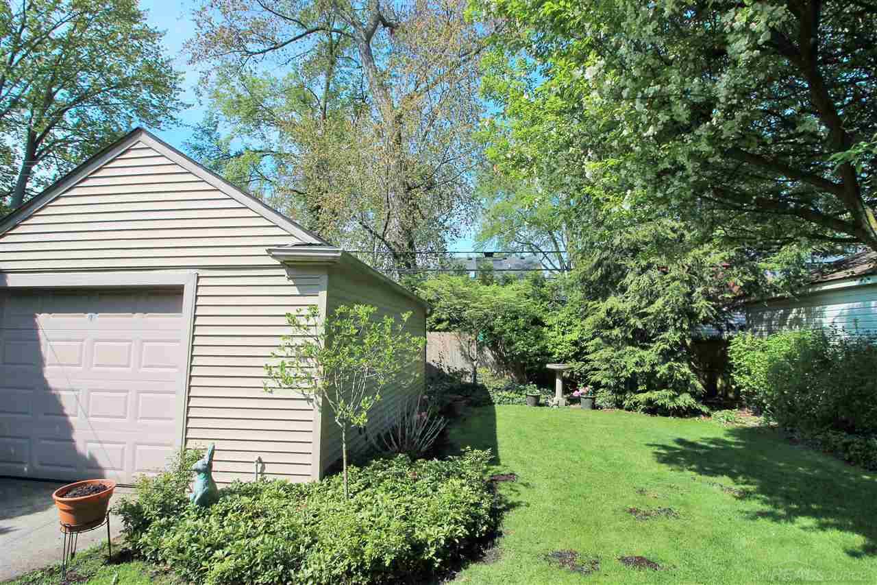 307 McMillan Road Grosse Pointe Farms, MI 48236 - Photo 46 of 48