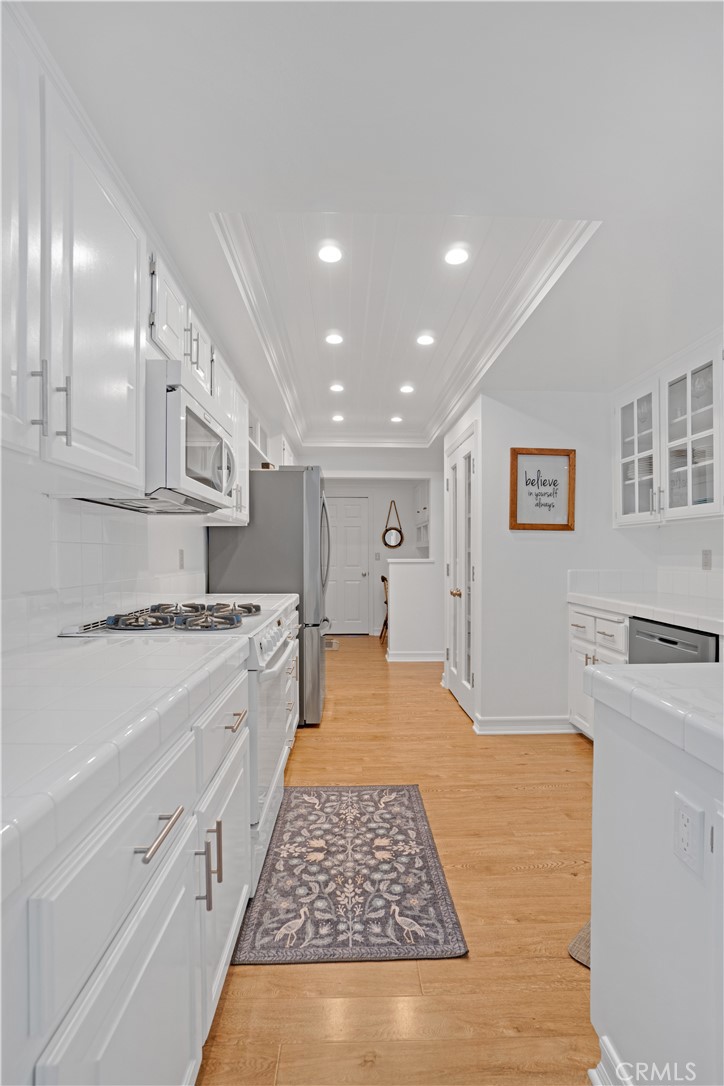 15 Chelsea Pointe Dana Point, CA 92629 - Photo 9 of 56