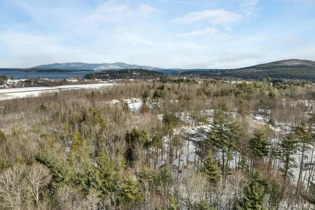 $155,900 | 320 Old Lake Shore Road, Unit 17, Gilford, NH 03249