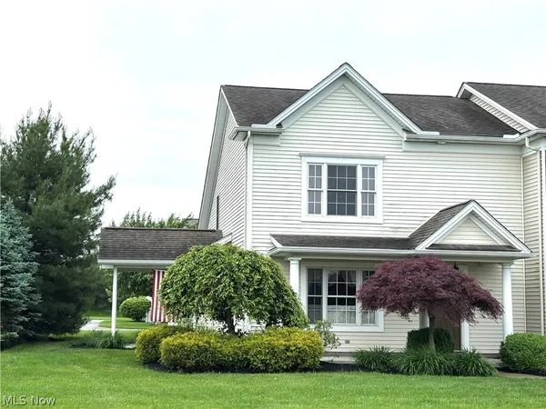 $289,000 | 12 Cambridge Glen, Columbiana, OH 44408