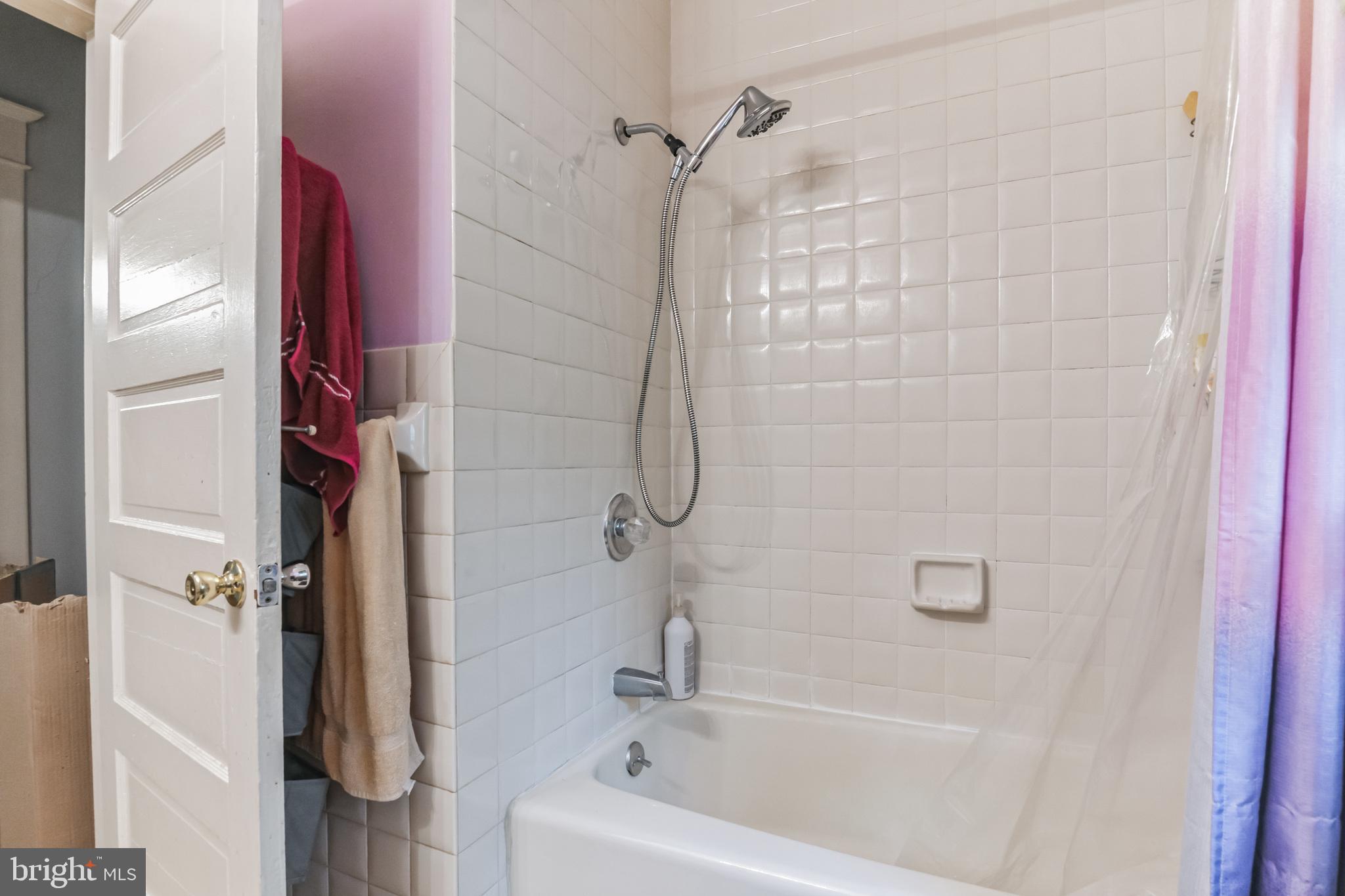 1206 West Wheat Road Vineland, NJ 08360 - Photo 16 of 30 Bathroom