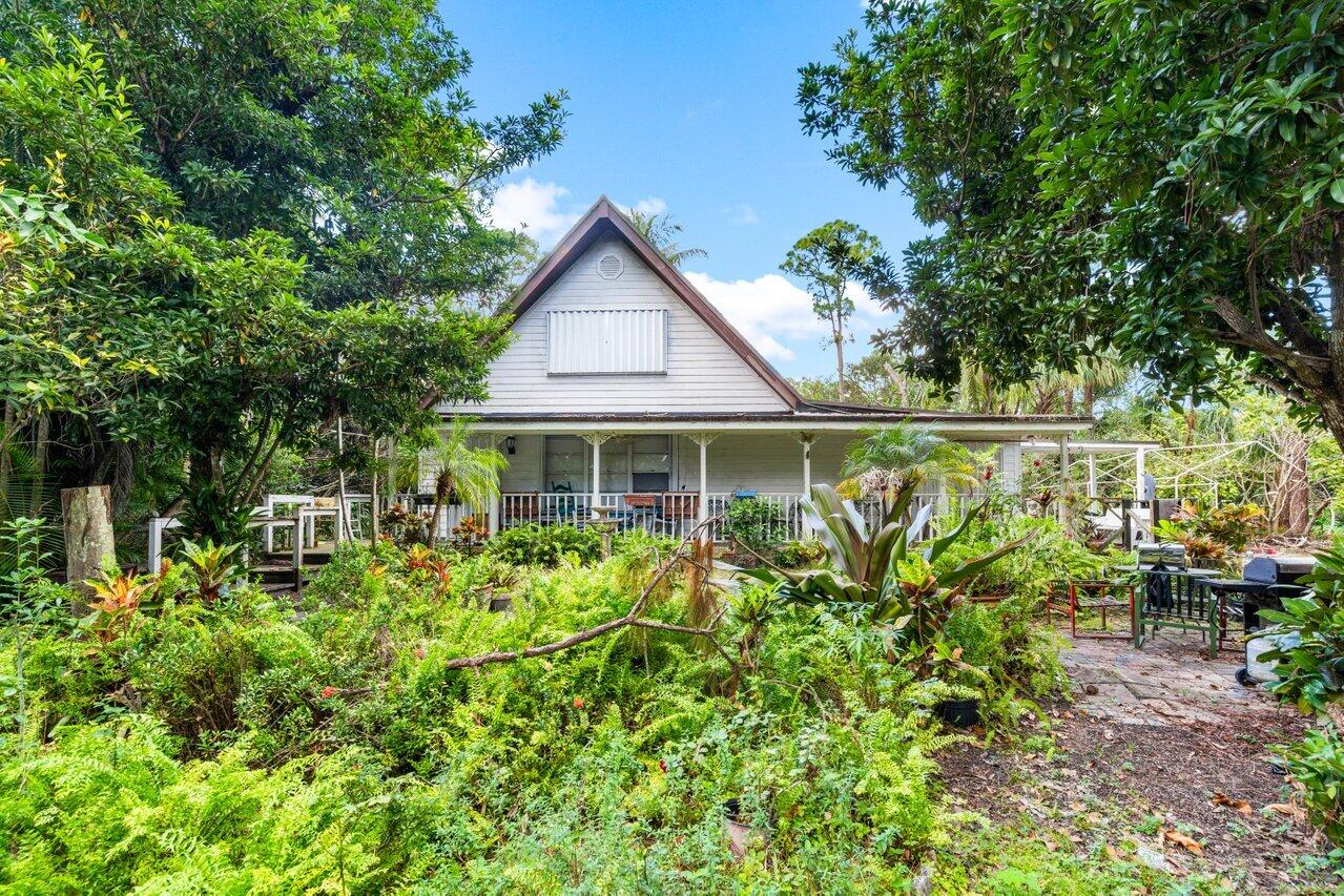 10310 154th Road North Jupiter, FL 33478 - Photo 3 of 31 Front of house