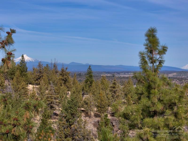1354 Archie Briggs Road Bend, OR 97703 - Photo 4 of 25 Additional Photo