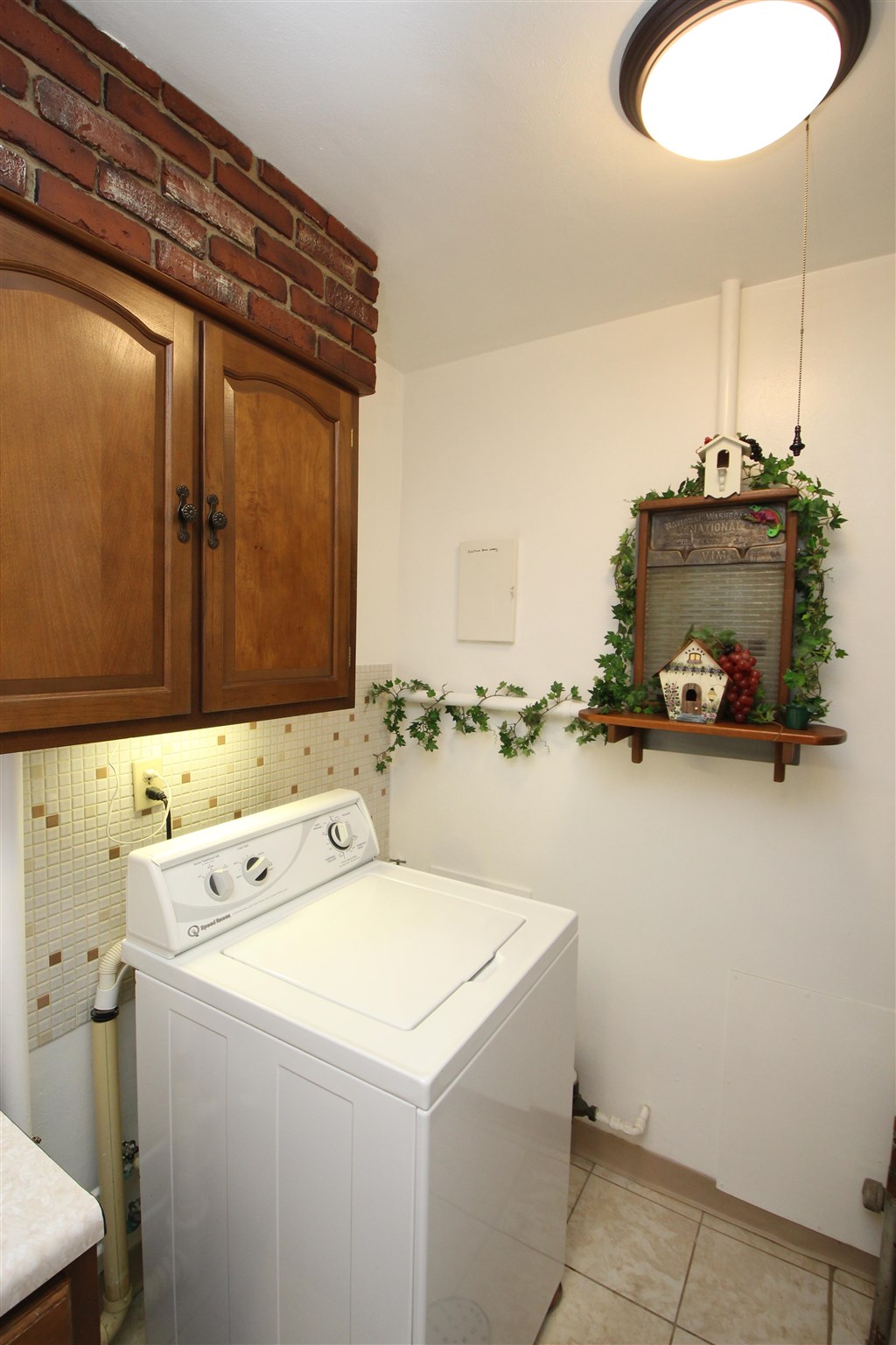 215 Algonquin Road Marquette Heights, IL 61554 - Photo 13 of 31 Gallery Image 13