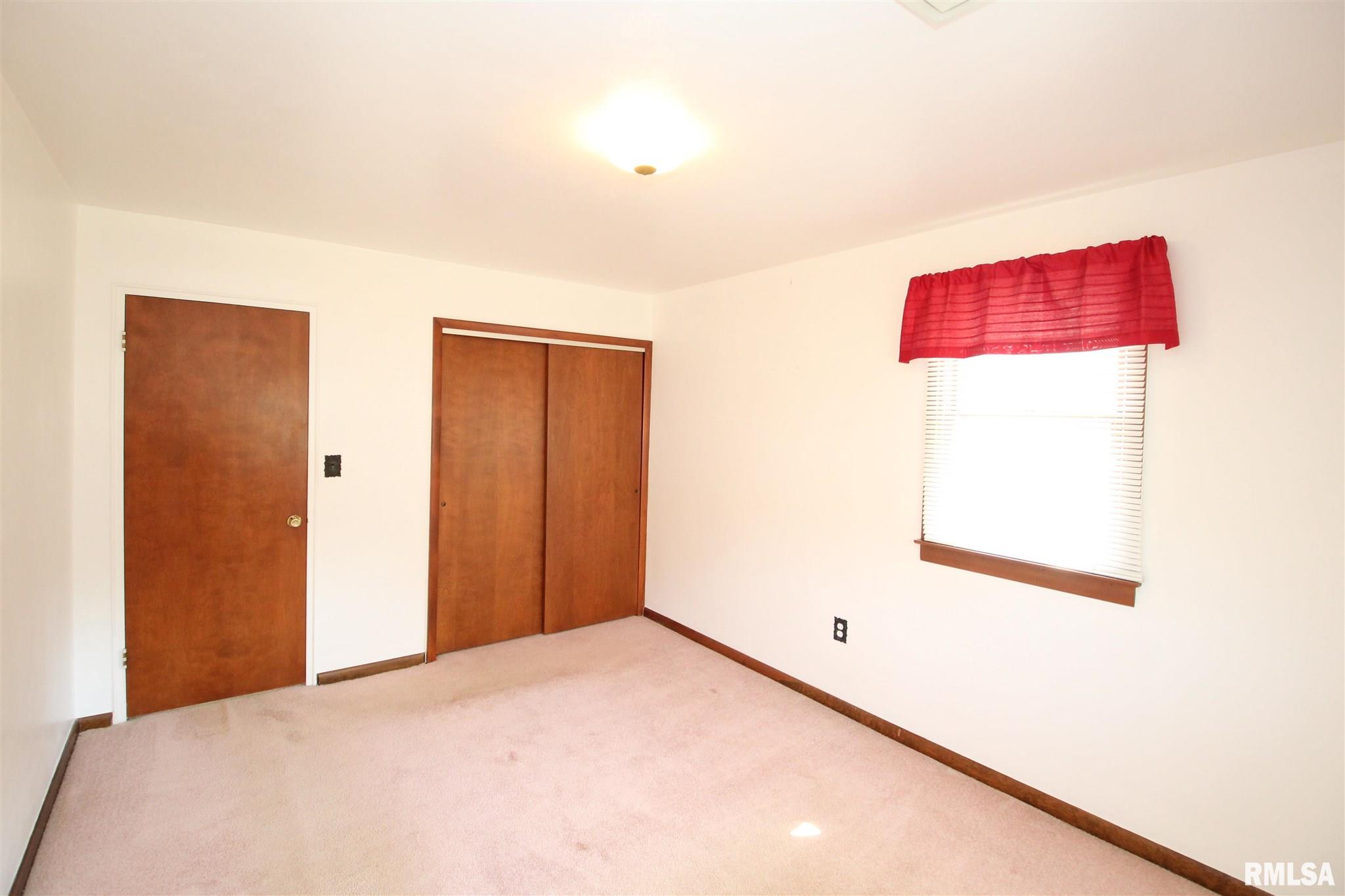 215 Algonquin Road Marquette Heights, IL 61554 - Photo 15 of 31 Gallery Image 15