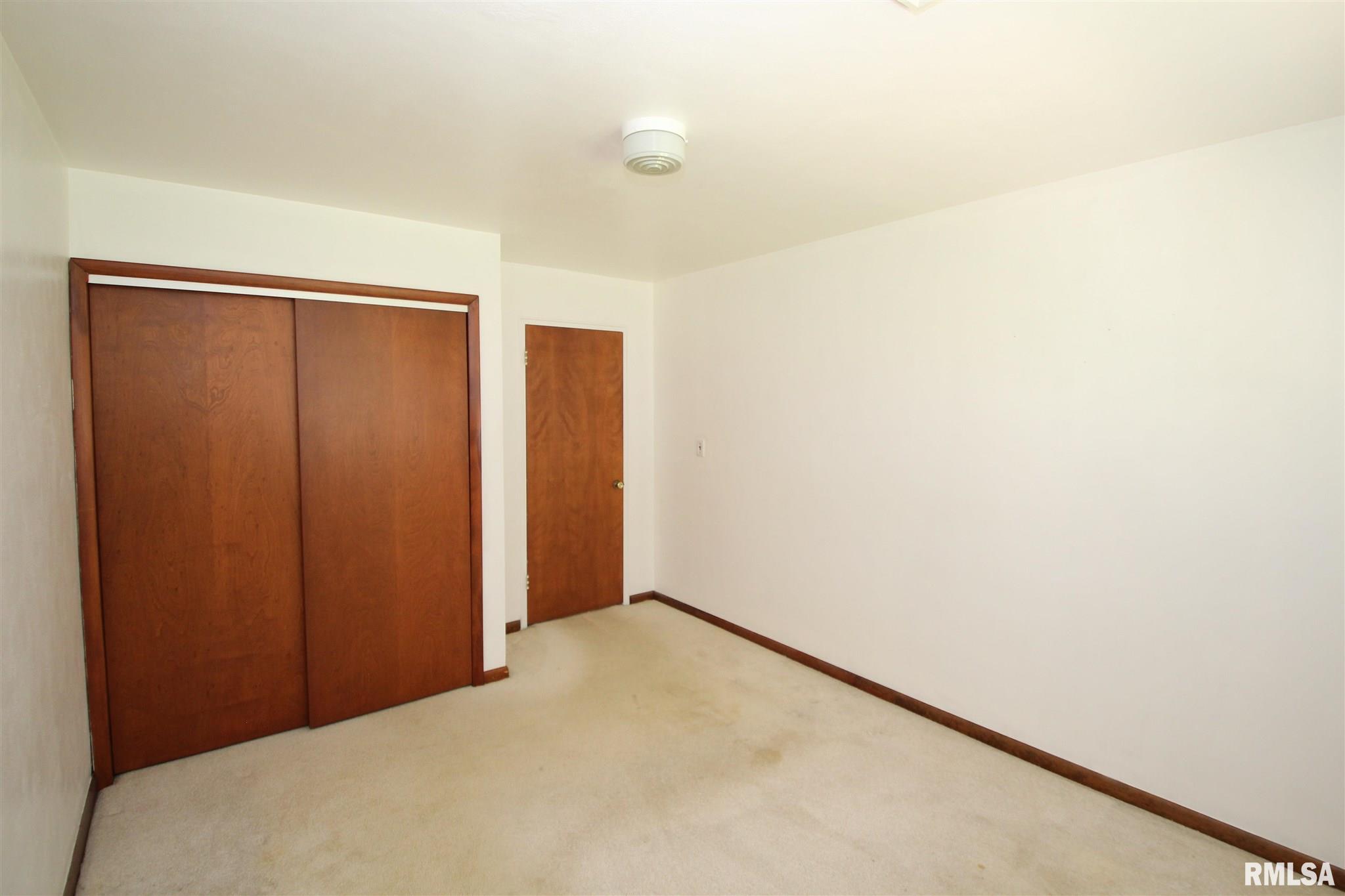 215 Algonquin Road Marquette Heights, IL 61554 - Photo 21 of 31 Gallery Image 21