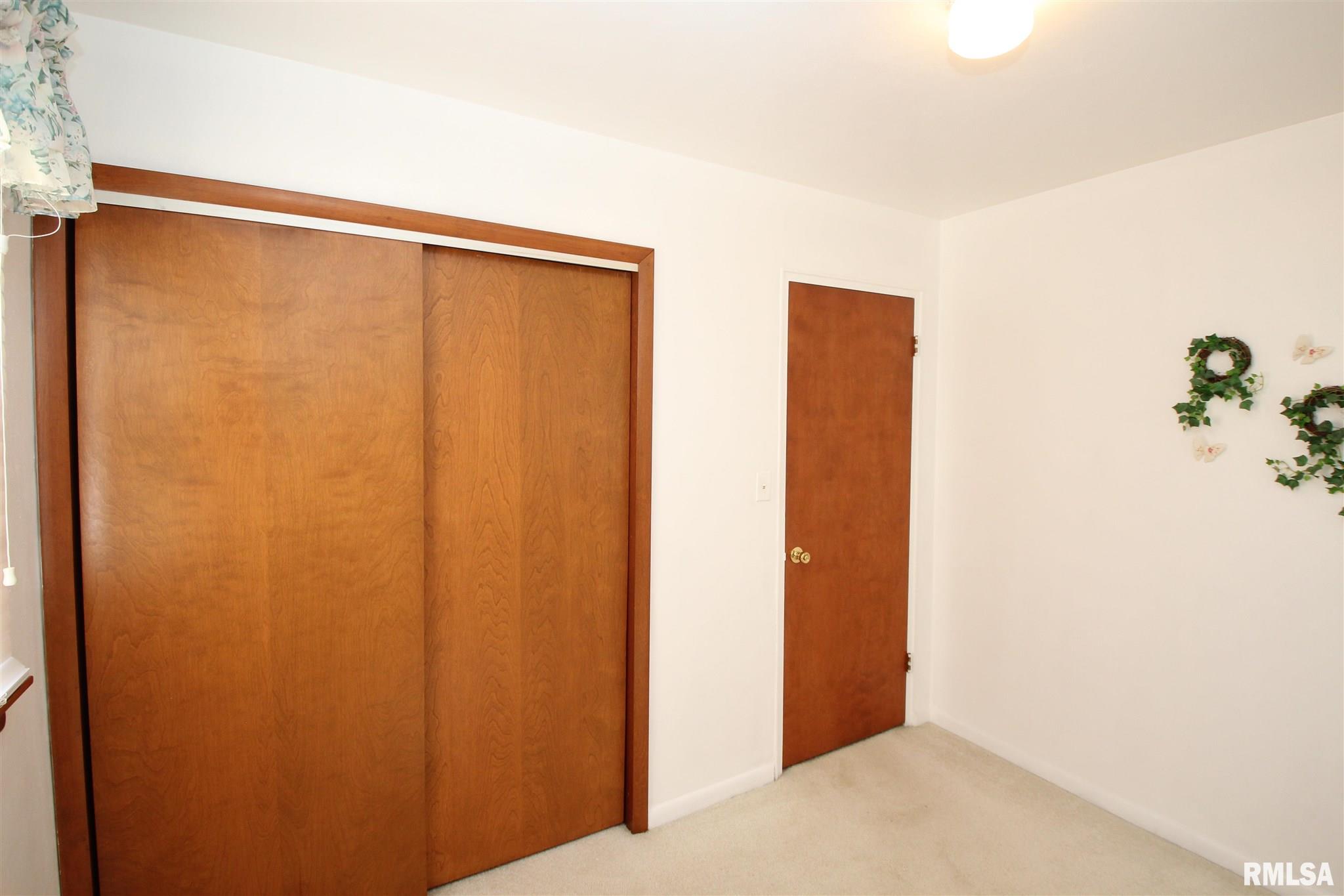 215 Algonquin Road Marquette Heights, IL 61554 - Photo 24 of 31 Gallery Image 24