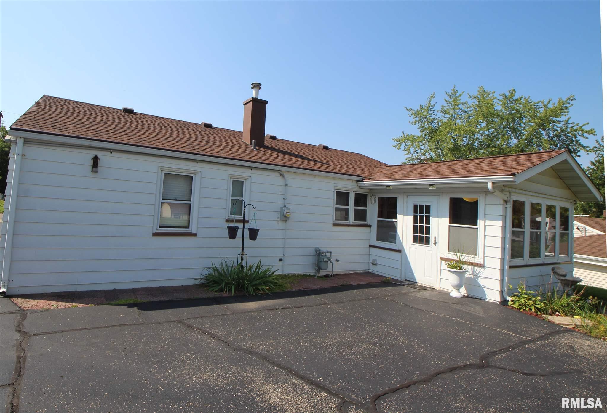215 Algonquin Road Marquette Heights, IL 61554 - Photo 30 of 31 Gallery Image 30