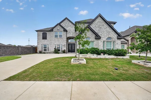 $750,000 | 4504 Barnacre Avenue, Aubrey, TX 76227