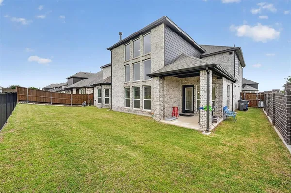 $750,000 | 4504 Barnacre Avenue, Aubrey, TX 76227